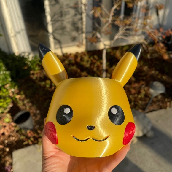 Yellow Pikachu planter - Picture 2 of 9
